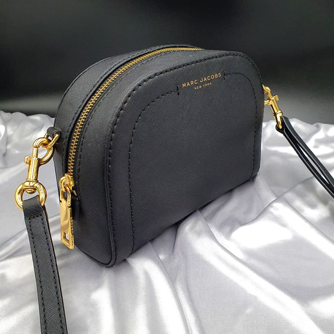 마크제이콥스 상태양호 크로스백 상품이미지8