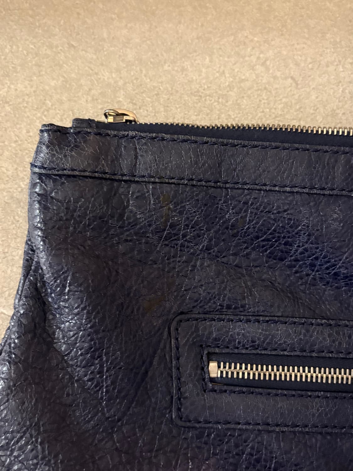 발렌시아가 모터백 라지 네이비 상품이미지3