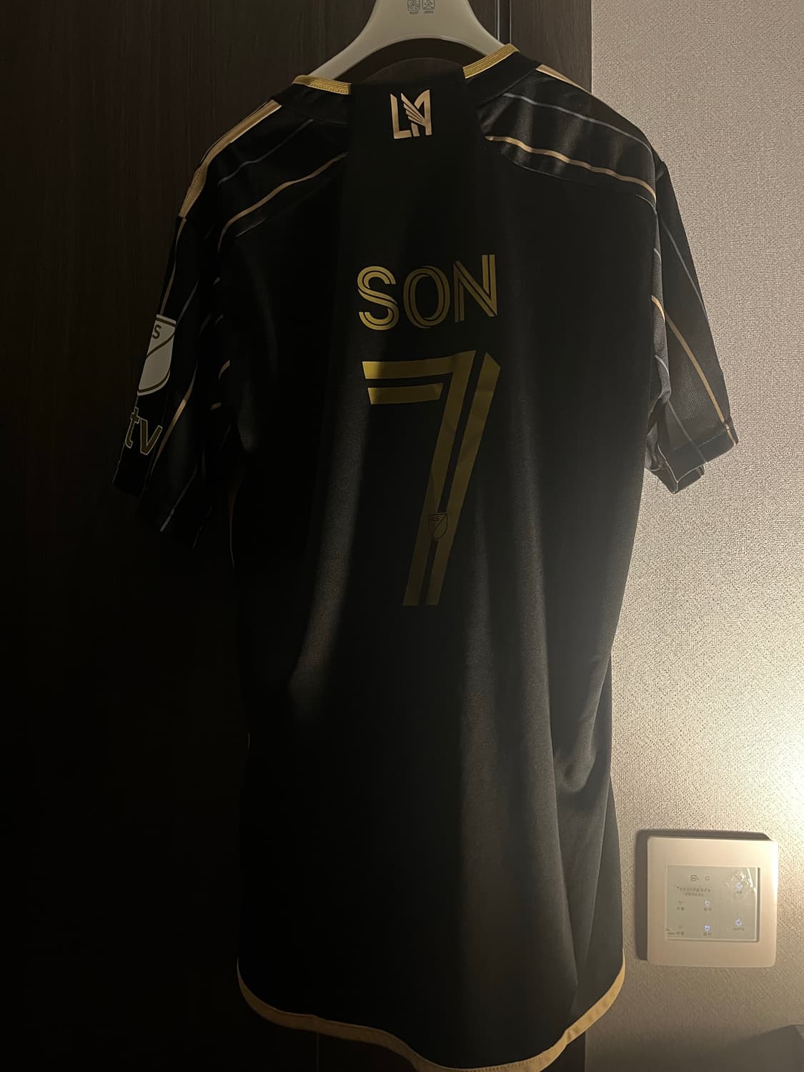 손흥민 유니폼 팝니다! 급처 상품이미지3