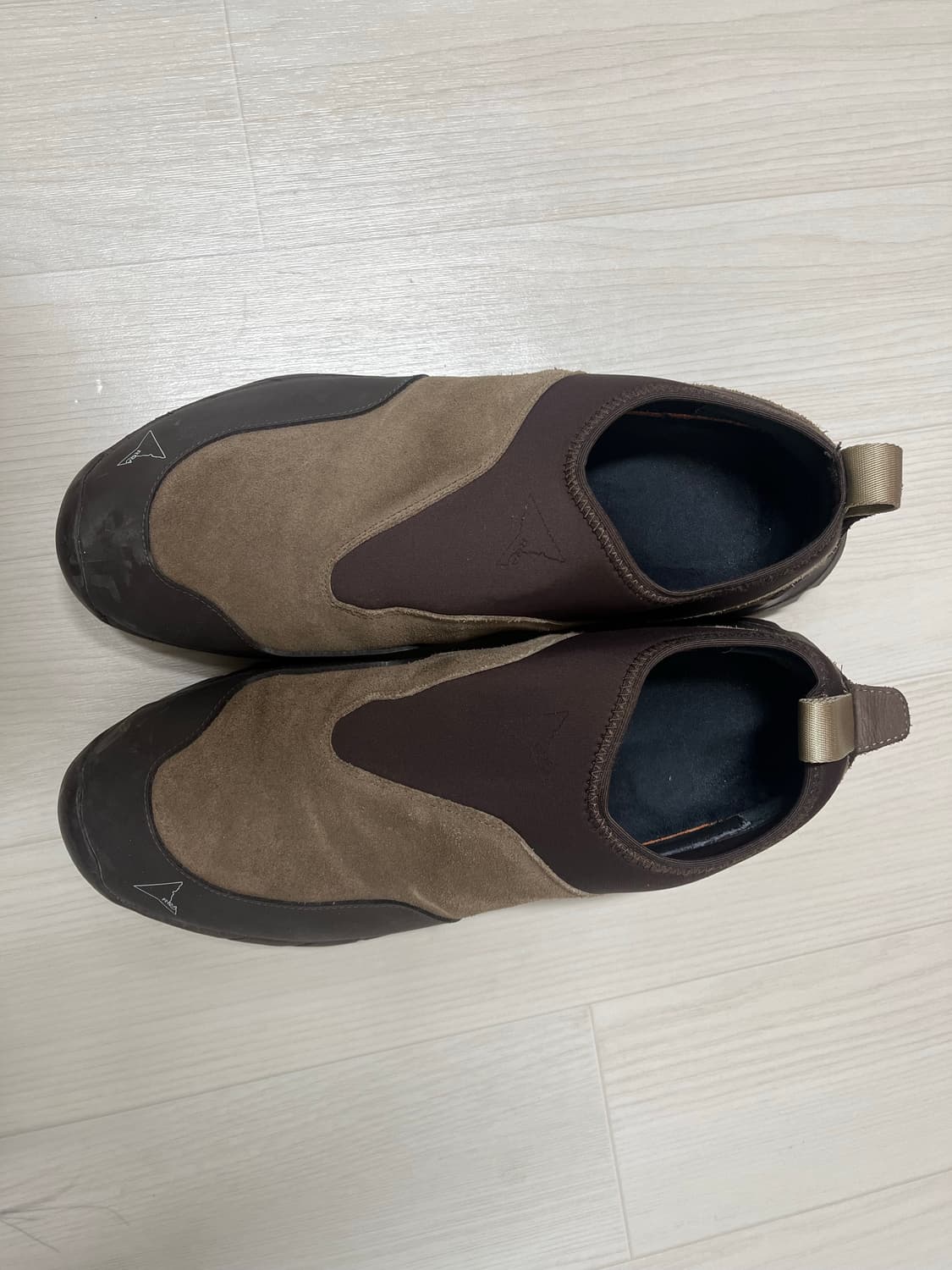 로아 슬립온 43사이즈 상품이미지2