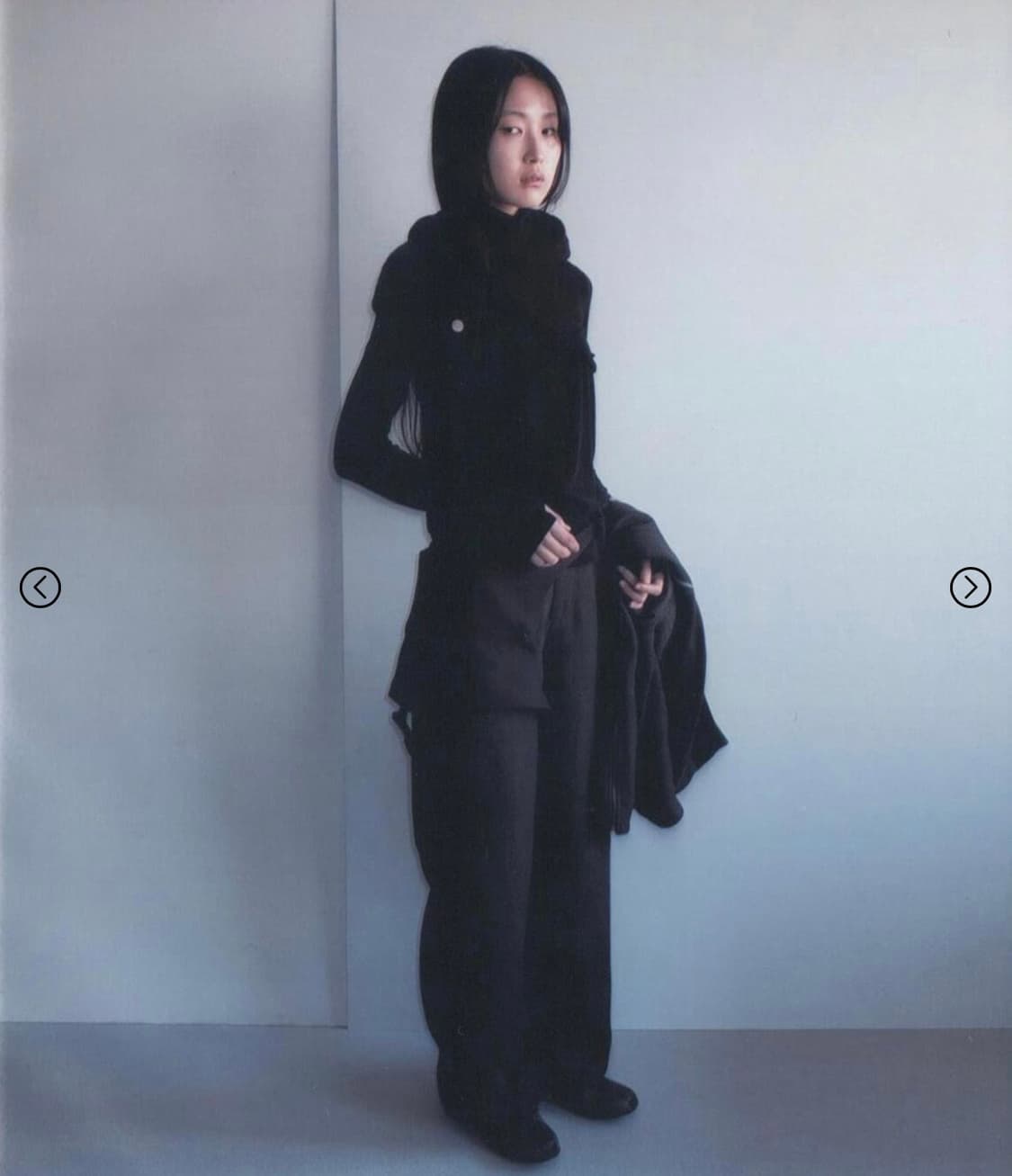 지초이 AW24 스트랩 터틀넥 롱슬리브 상품이미지1