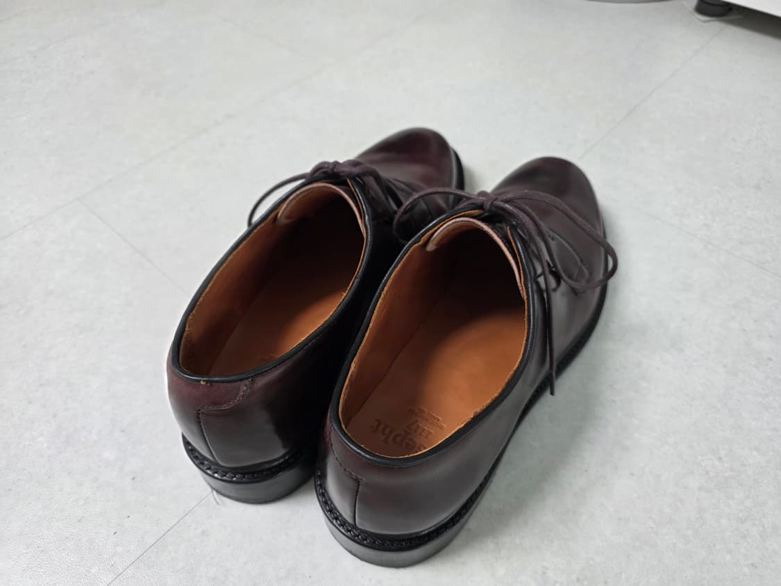 조셉트 로카도 코도반 버건디 290 팝니다 상품이미지3