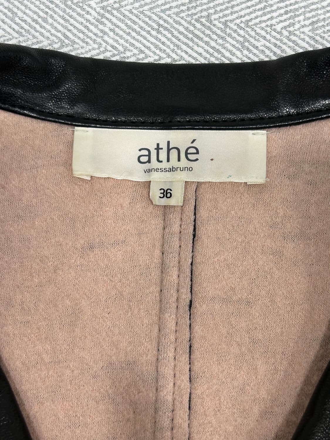 아떼 바네사브루노 양가죽 라이더 자켓 36사이즈 상품이미지7