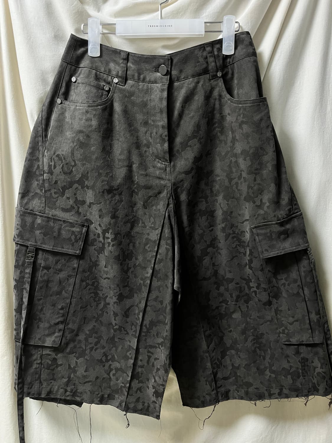 트리밍버드 카모 버뮤다 카고 스커트 카키 상품이미지3