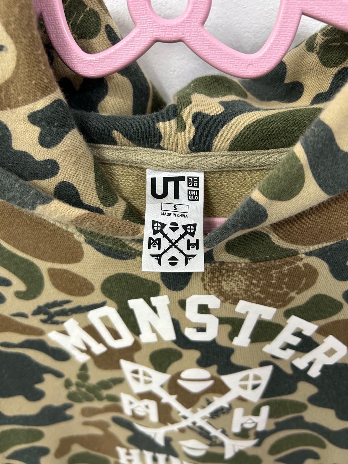 [UNIQLO] 유니클로 재팬 몬스터헌터 콜라보 카모 후드티 상품이미지6