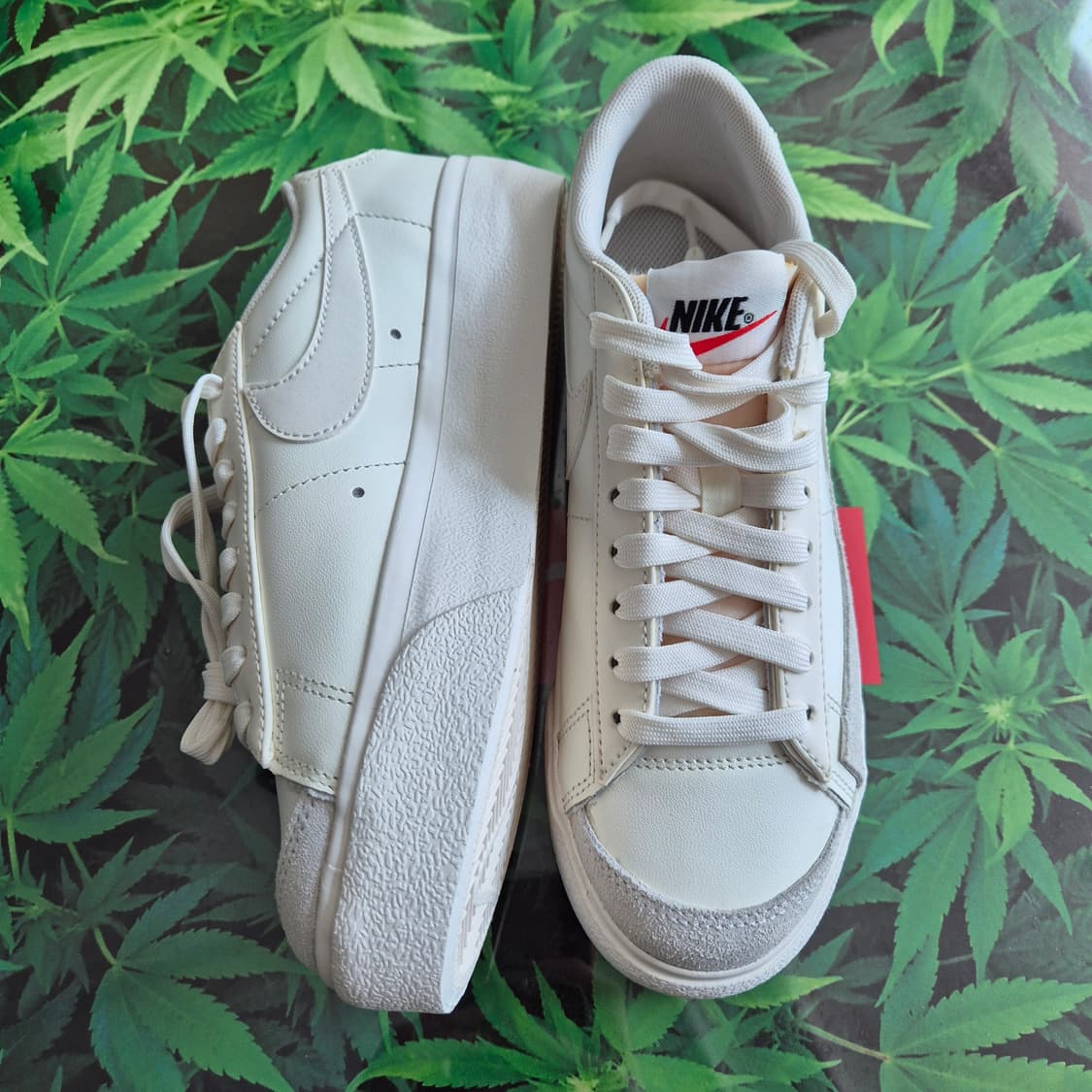 (세일)(새상품)나이키 블레이저 로우 플랫폼 DJ0292 상품이미지1