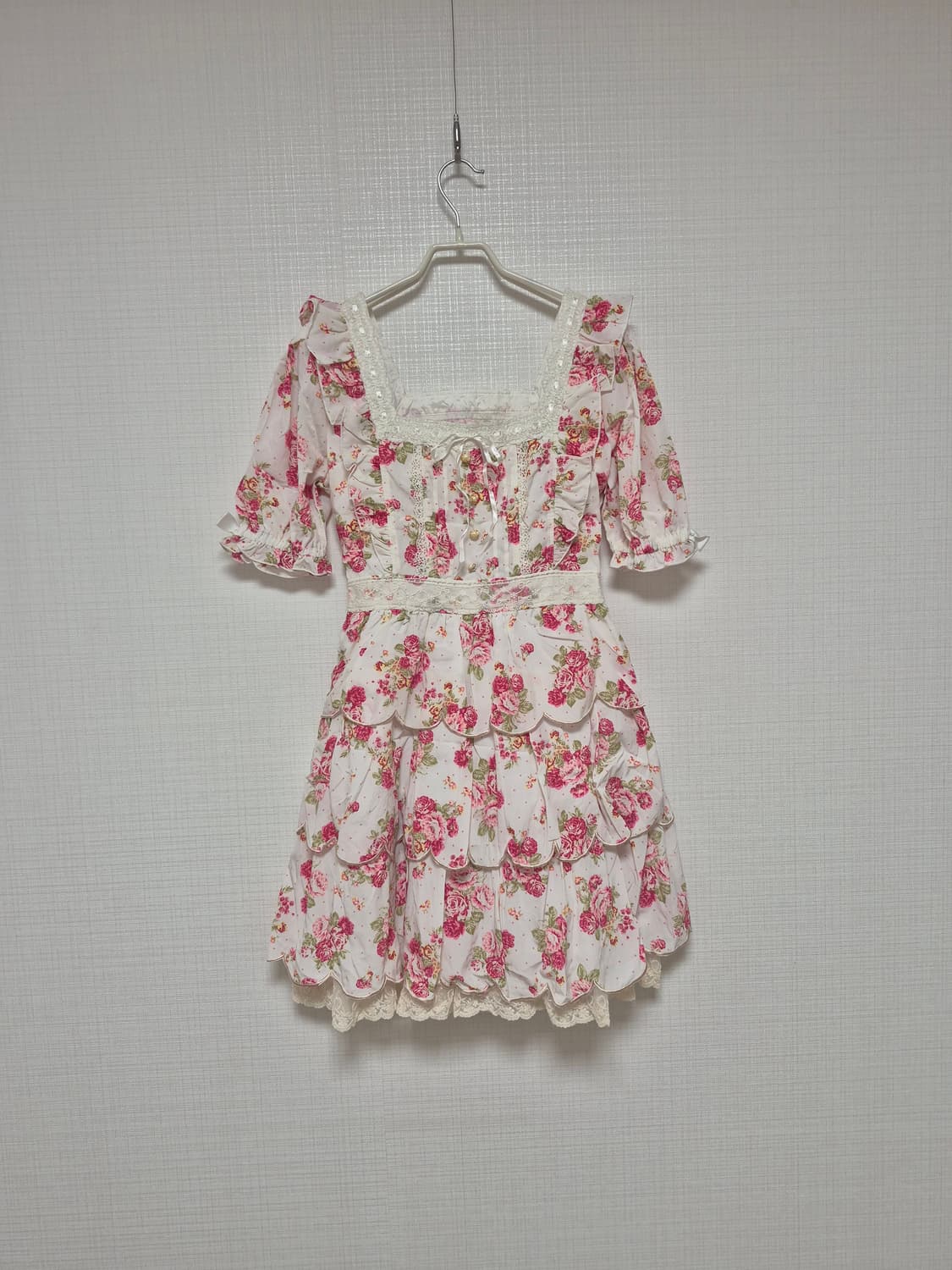 리즈리사 샘플 파티스타일 플로럴 원피스 오프화이트 상품이미지1