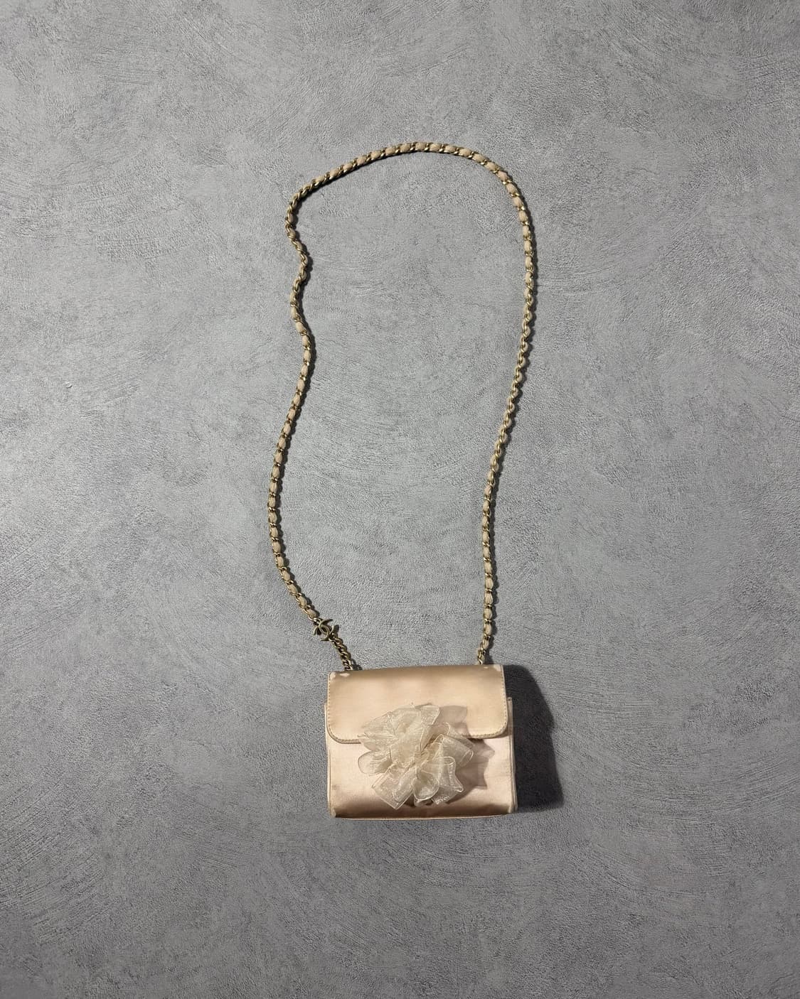 Chanel Camélia Satin Chain Mini Bag  상품이미지1