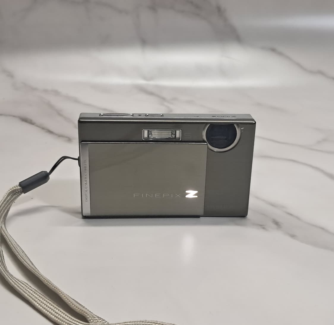 레어템! 슬라이딩 후지필름 FinePix Z100fd 상품이미지3