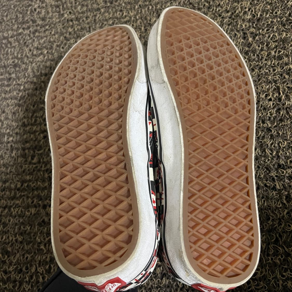 반스 슬립온 체커보드 그래피티 상품이미지3