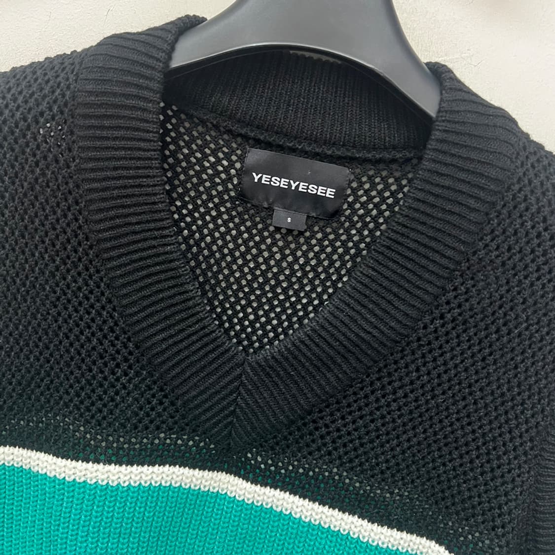 예스아이씨 스트라이프 오버핏 니트 베스트 조끼 S 상품이미지3