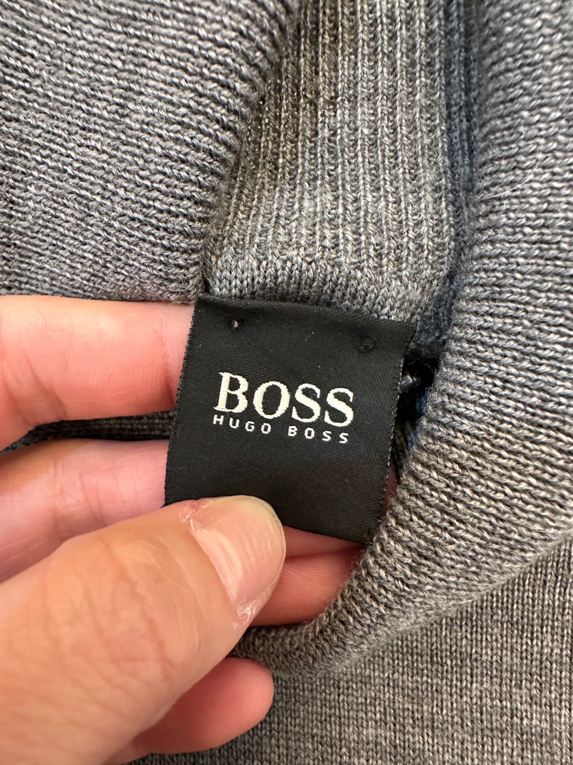 XL) 휴고 보스 그레이 얇은 니트티 목티 상품이미지3