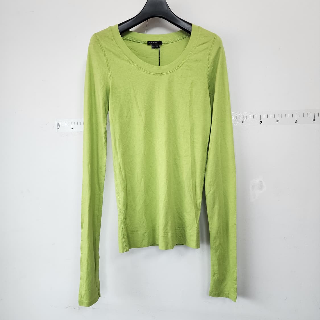 띠어리 연두색 긴팔 티셔츠 상품이미지1