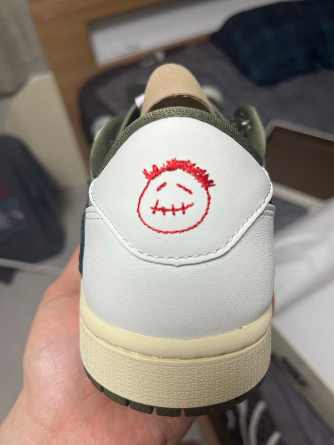 조던1 스캇 올리브 265 상품이미지5