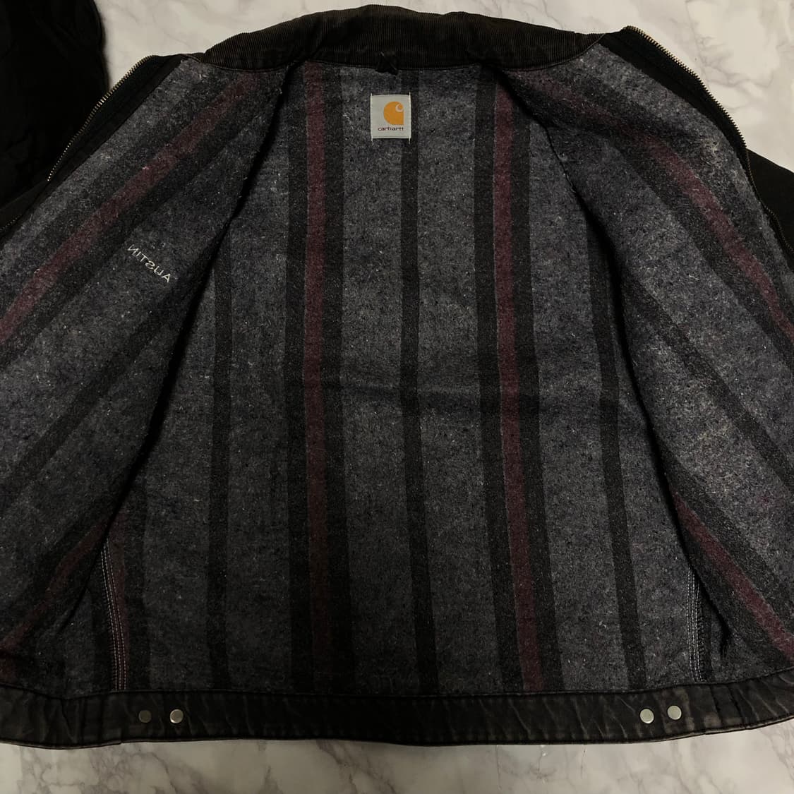 칼하트 디트로이트 자켓 J01 오스틴 탄 블랙 상품이미지6