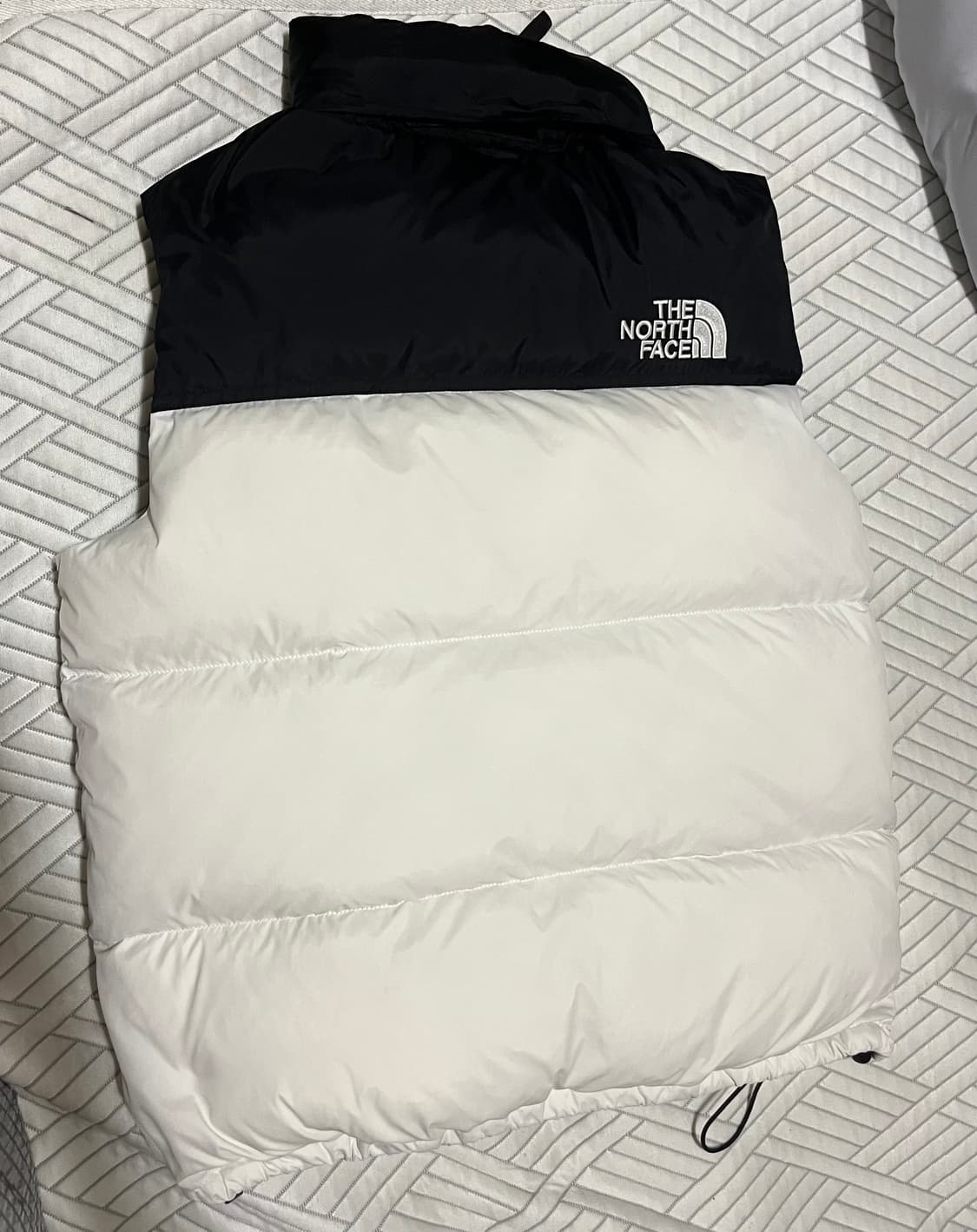 노스페이스 눕시 화이트 블랙 조끼 베스트 상품이미지3