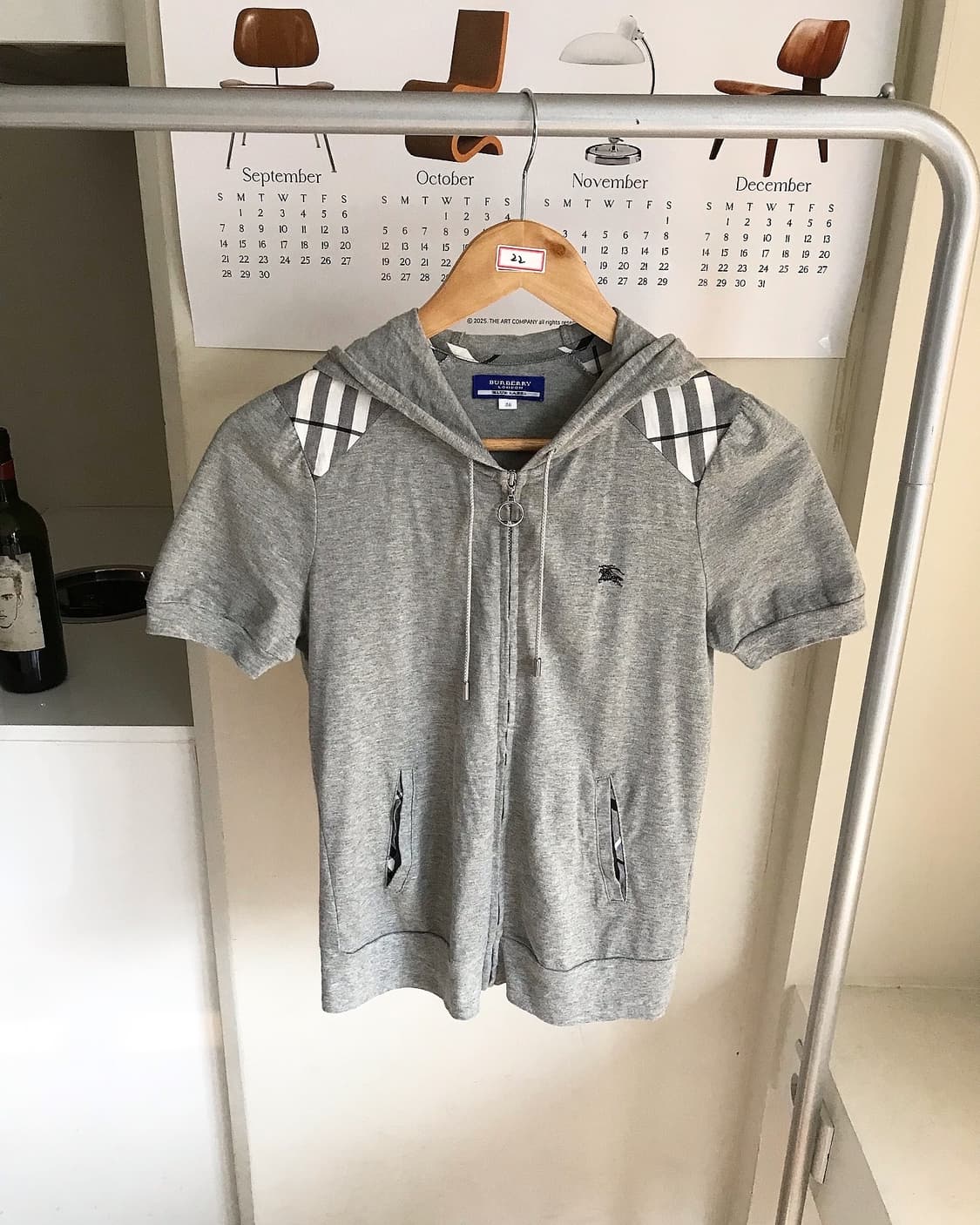 버버리 로고 반팔 후드 집업 상품이미지1