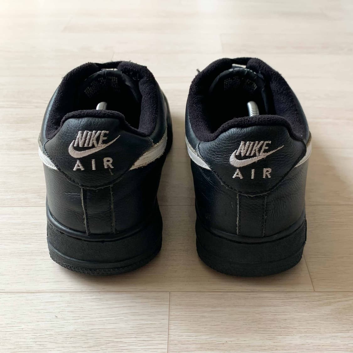 나이키 에어포스1 로우 검흰 상품이미지6