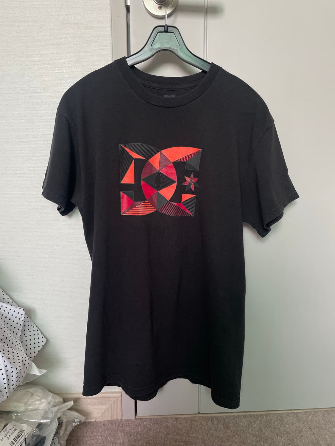 DC슈스 티셔츠 상품이미지1