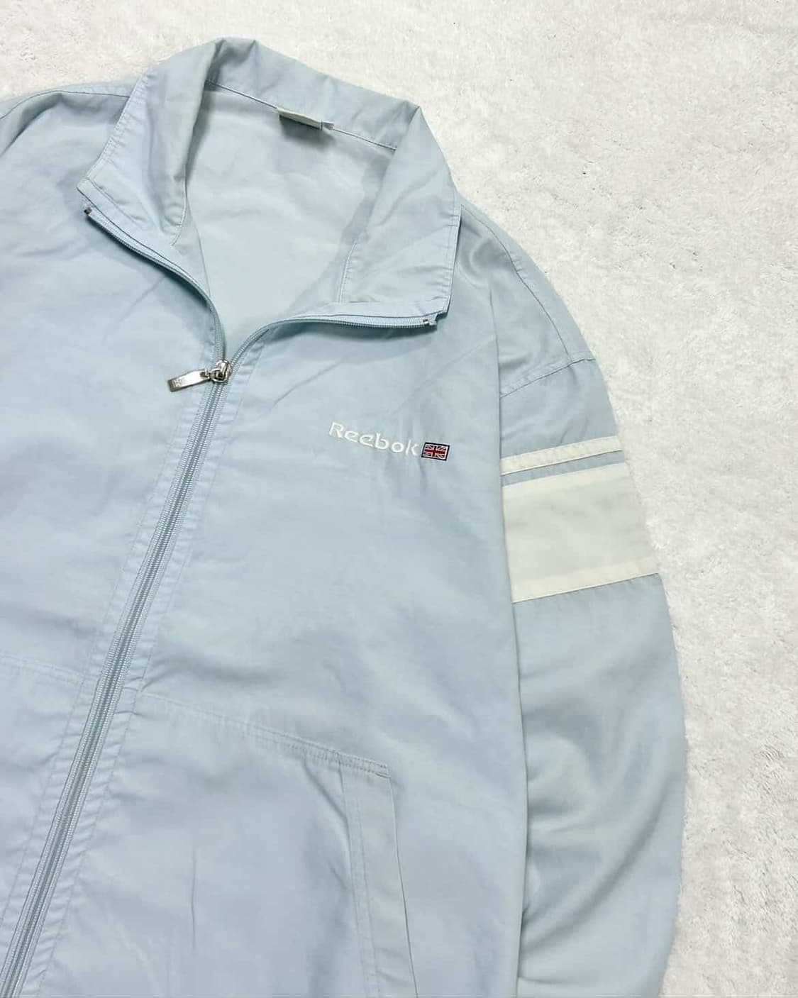 리복 빅로고 뮤트하늘 바람막이 상품이미지6