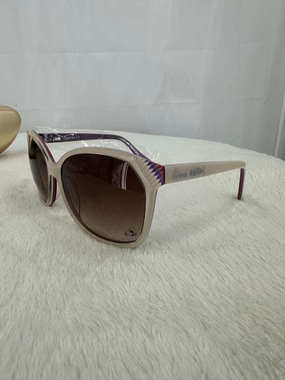 [새상품 무료배송] Made in Italy 비비안웨스트우드 선글라스 상품이미지2