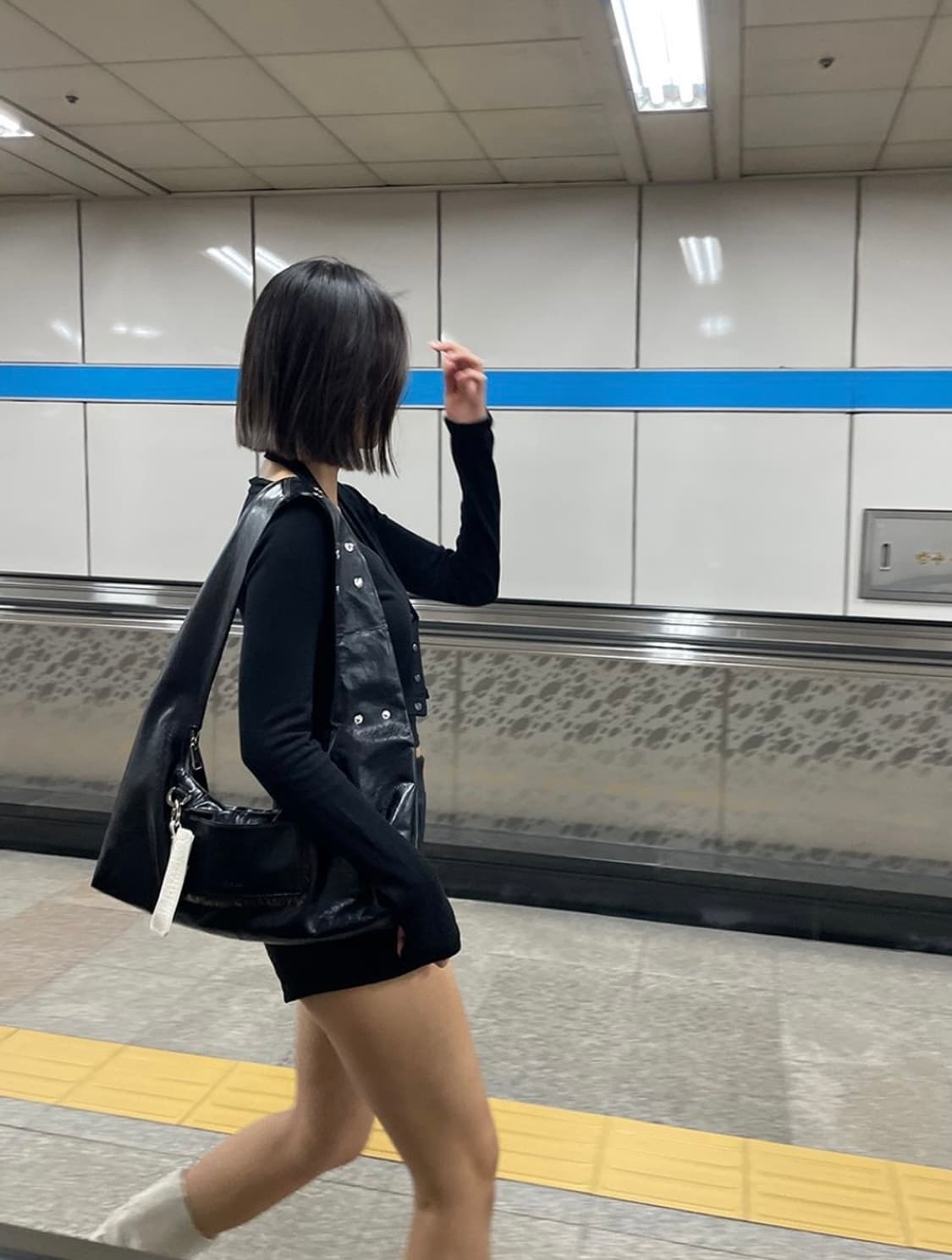 히에타 hieta 티나백 숄더백 블랙 상품이미지1