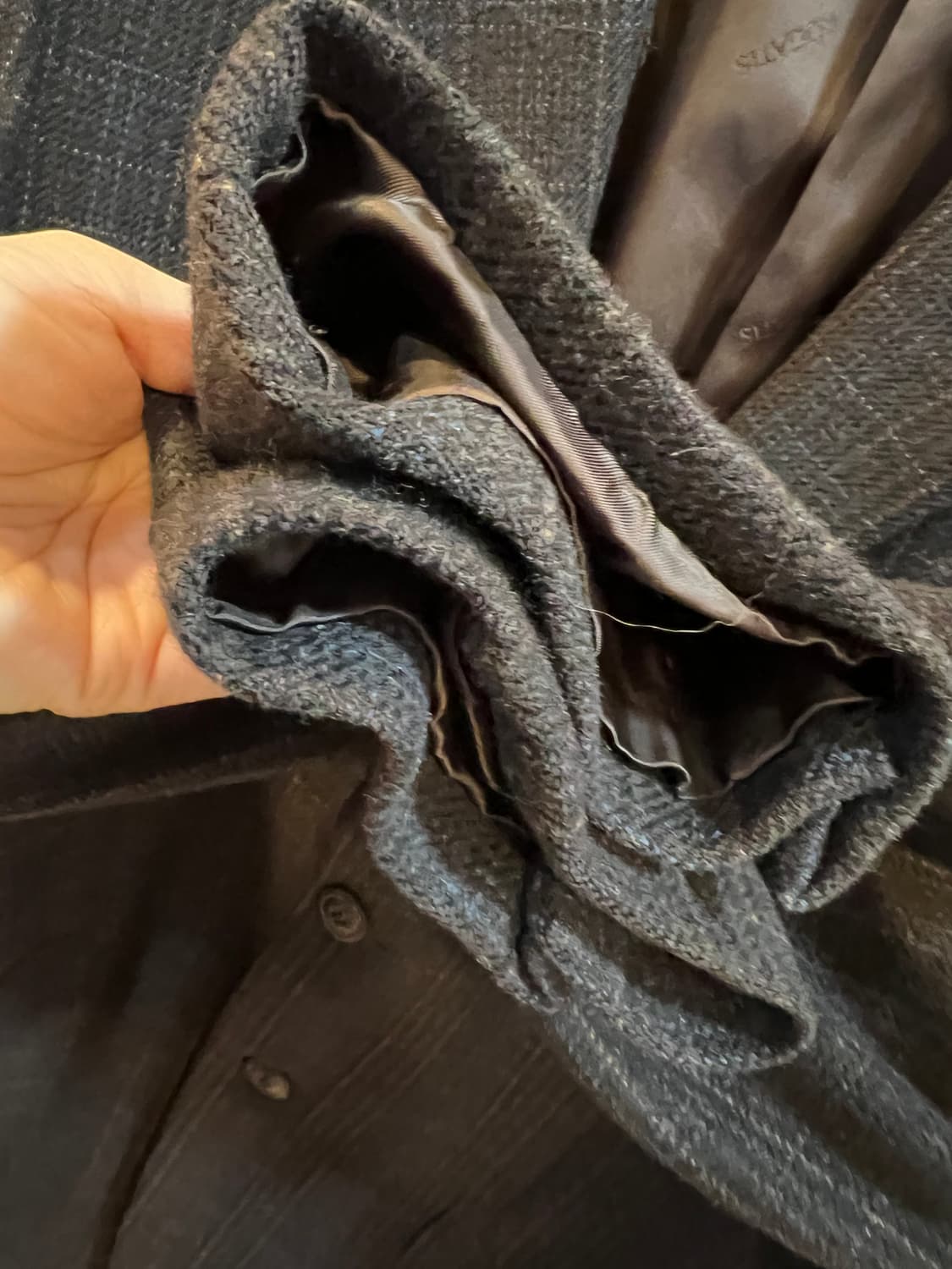 로가디스 남성 차콜그레이 체크 울캐시미어자켓  상품이미지6