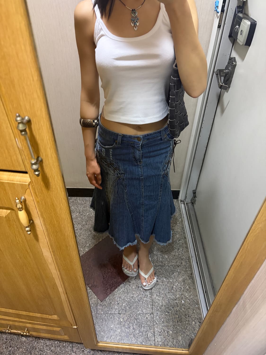JPN Gored Washed Denim Skirt Mid Blue 상품이미지5