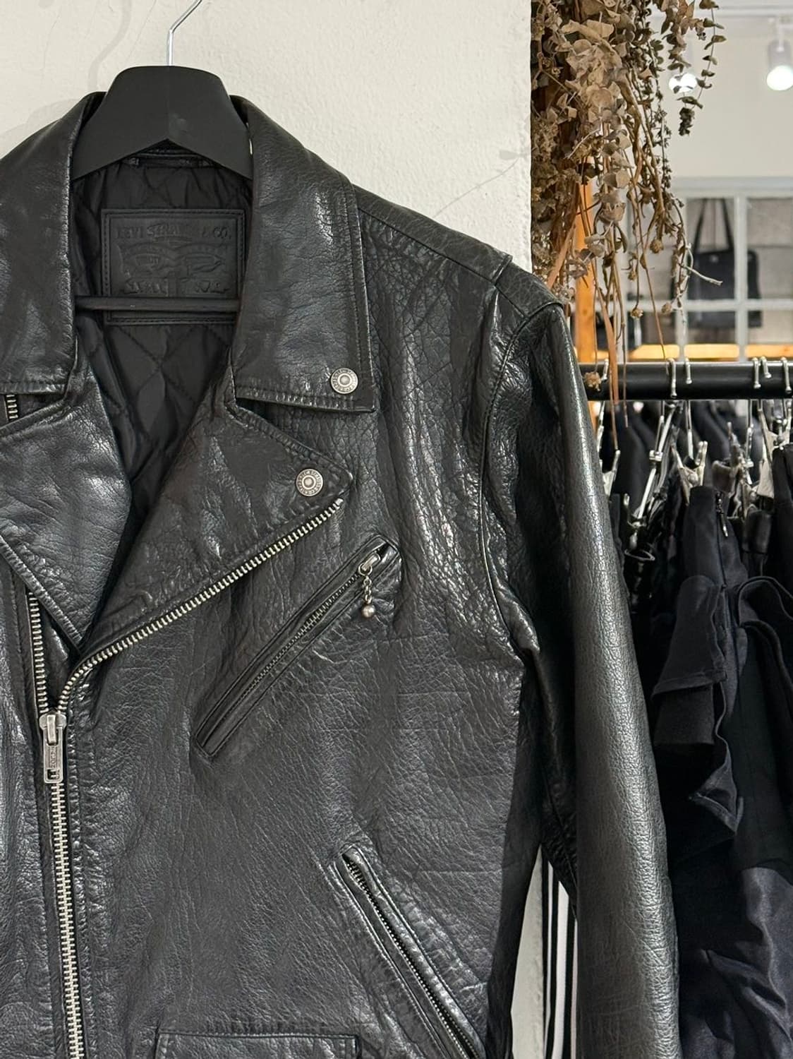 리바이스 블랙 버팔로 레더 라이더 자켓  상품이미지3