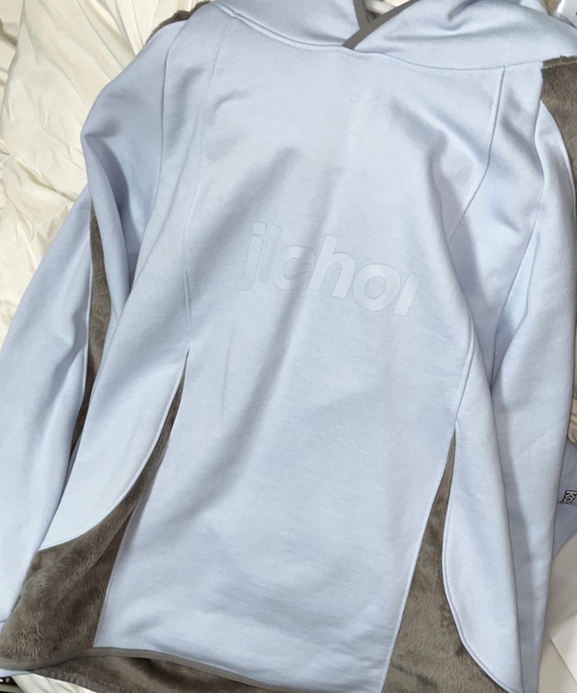 지초이 AW25 SOLITARY WALKER 후드티 상품이미지2