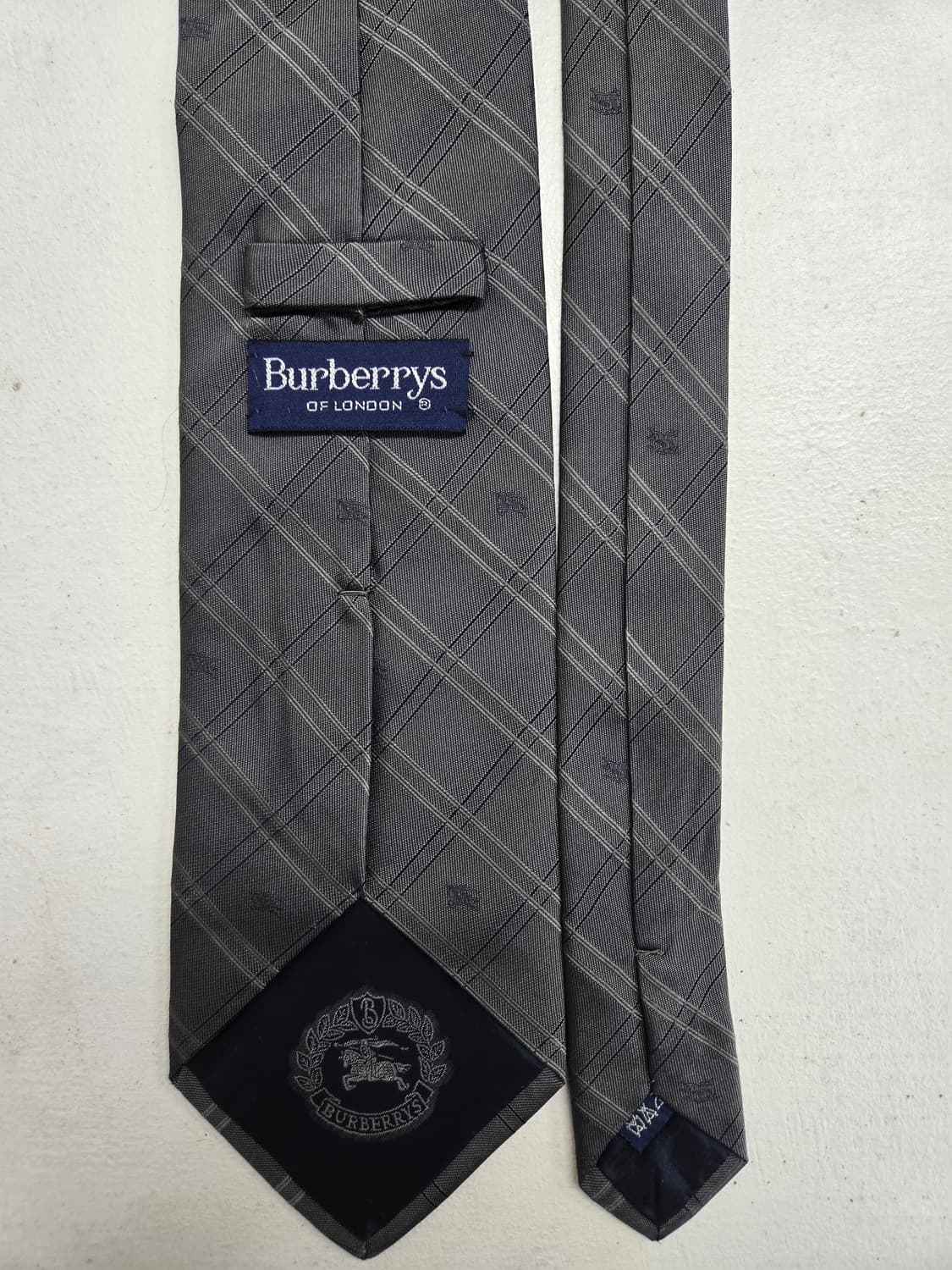 버버리 체크 패턴 정장 넥타이 상품이미지2