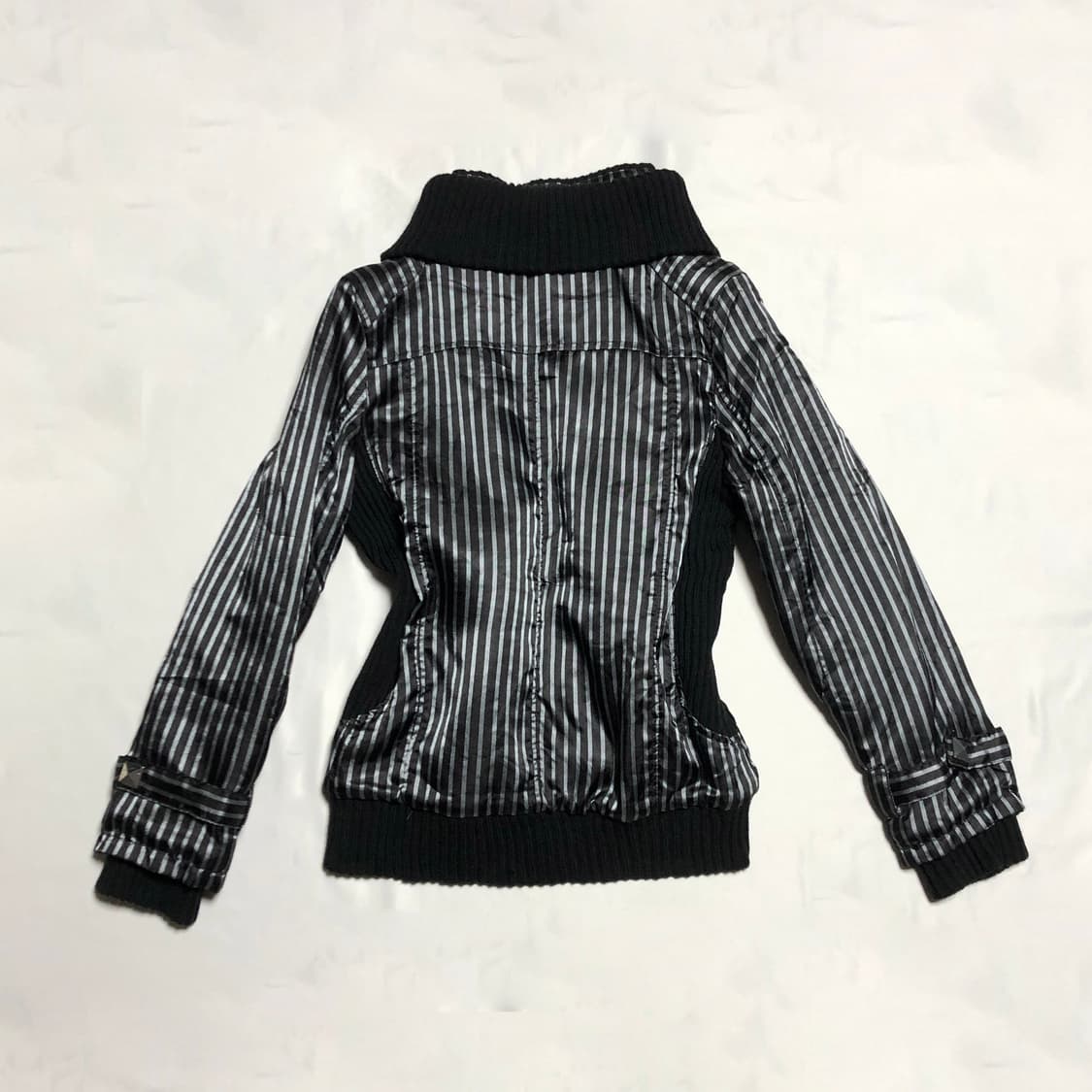 스트라이프 스터드 리브 점퍼 상품이미지3