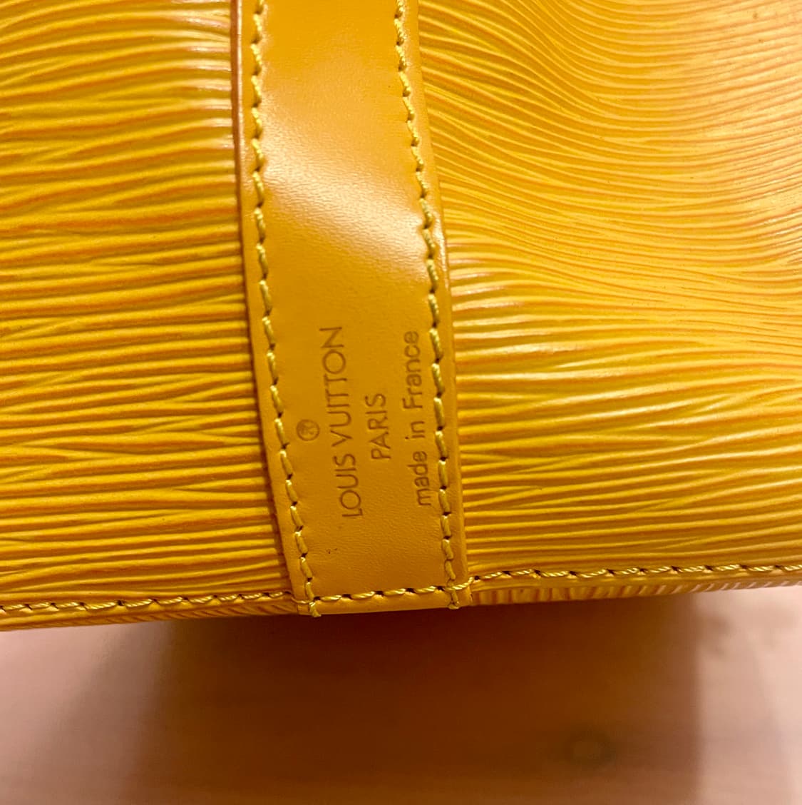 루이비통 Louis Vuitton쁘띠 노에 빈티지 (에피 옐로우) 상품이미지5