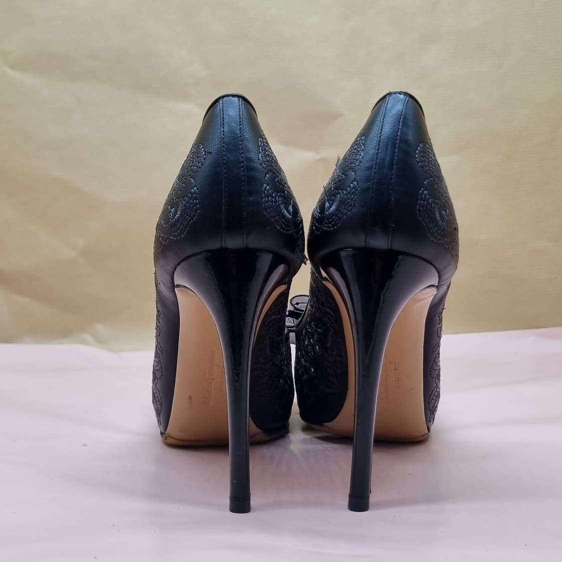 페라가모 레이스힐 235 굽10 상품이미지4