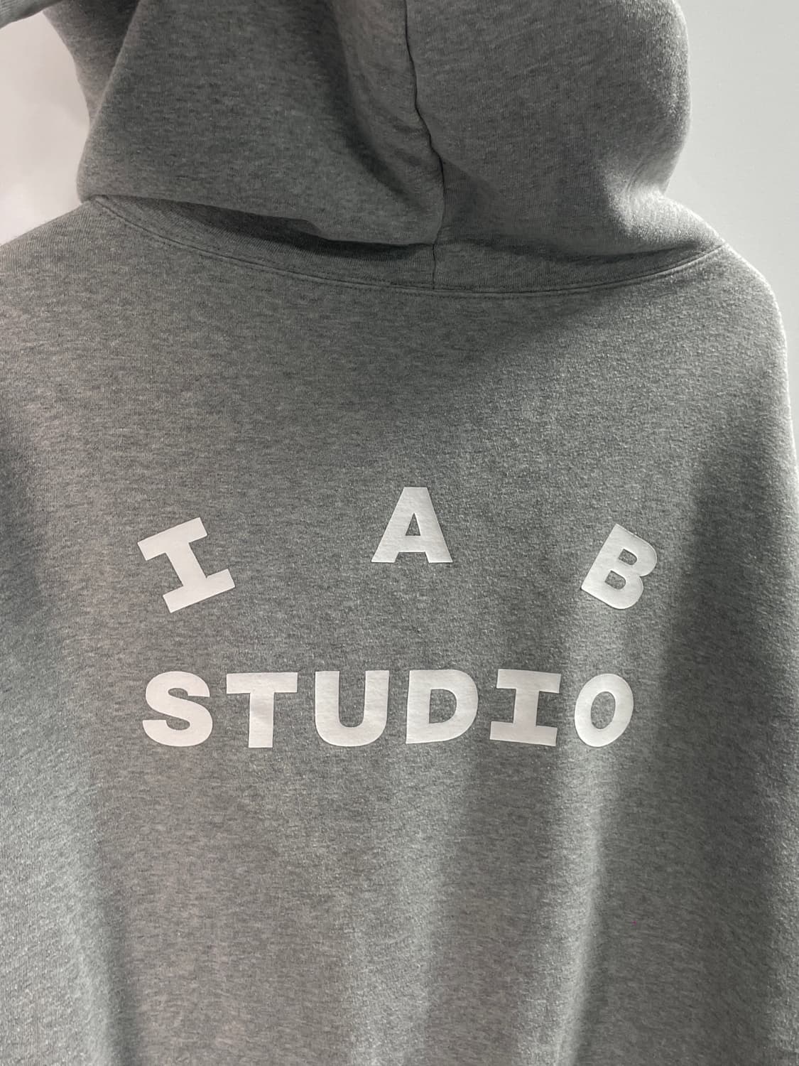 아이앱 스튜디오 빅로고 후드티 (on.380) 상품이미지4