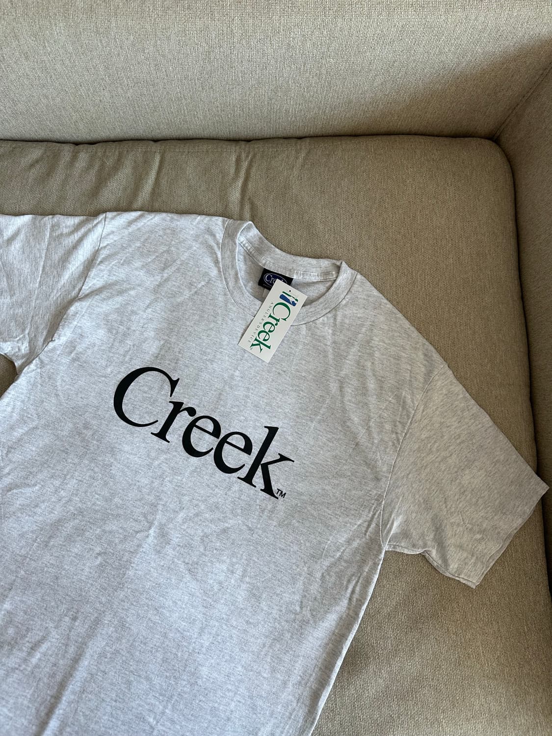 Creek 뉴욕 한정판 티셔츠 새상품 애쉬 그레이 상품이미지3