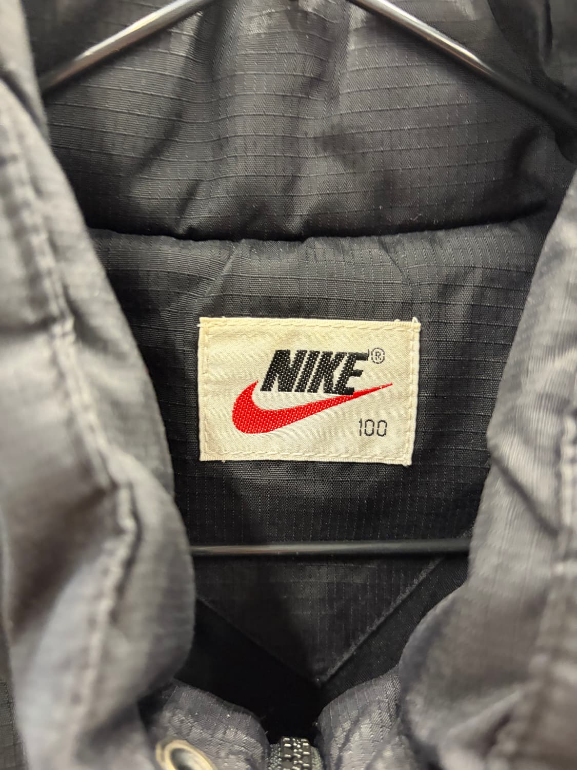 나이키(Nike)의 ACG 90's 올드스쿨 덕다운 패딩 베스트 상품이미지3