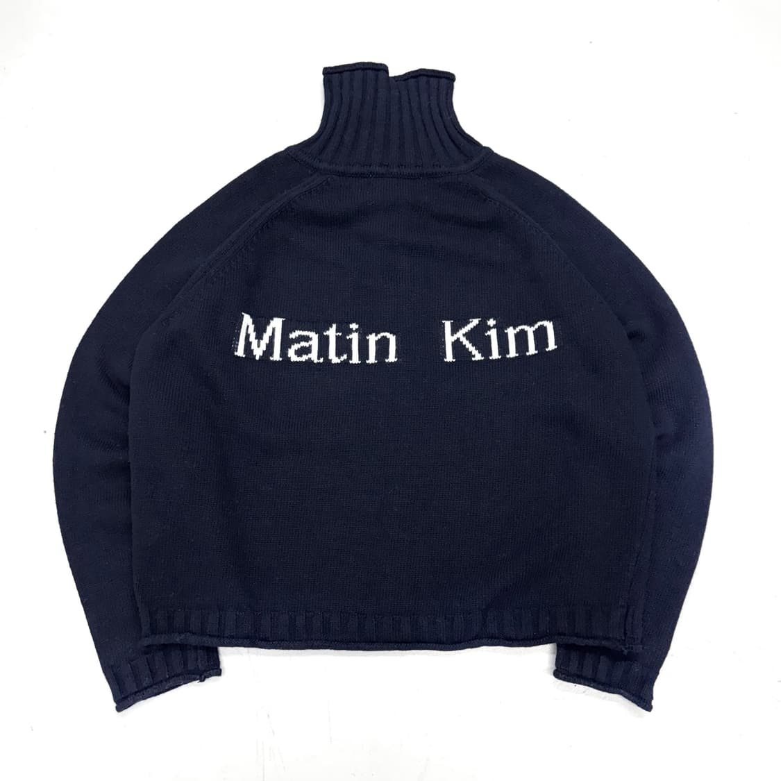 마뗑킴 스펠포인트 하이넥 백로고 니트집업 상품이미지3