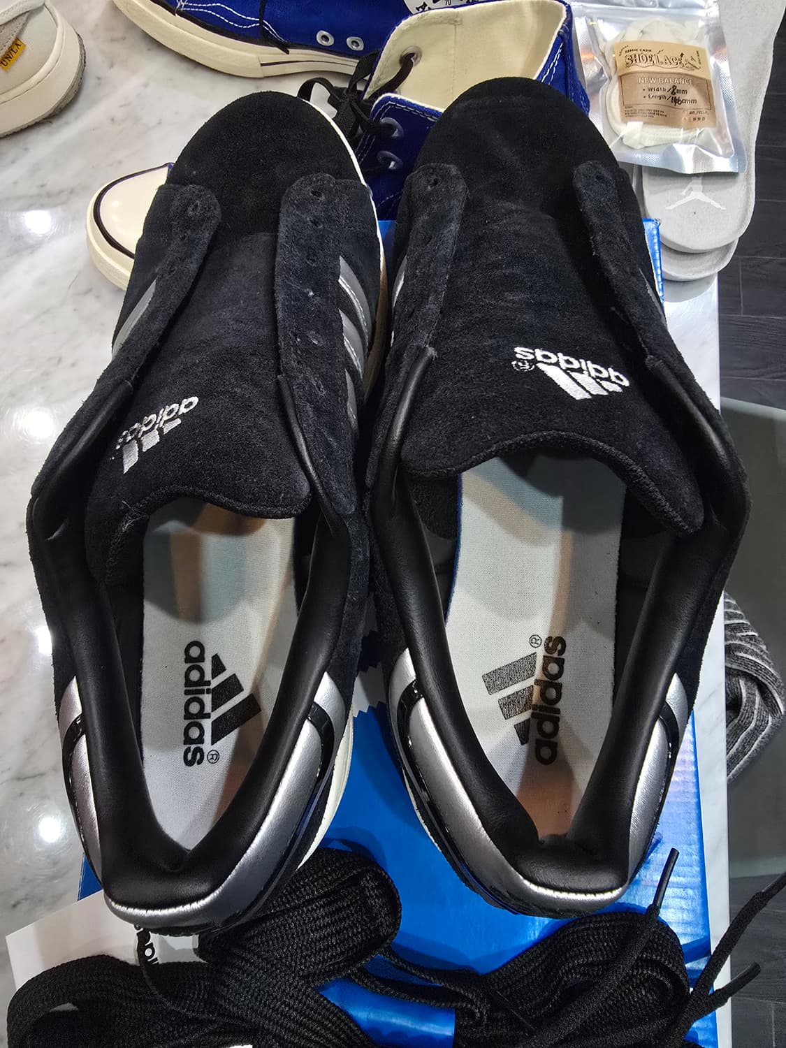 극미중고 캠퍼스x 아트모스 슈프림블랙 285 상품이미지5