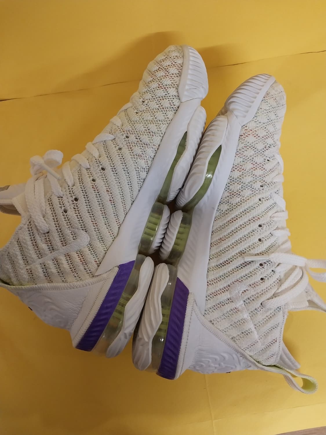 남성 나이키 르브론16 버즈라이트이어 농구화 (250) 상품이미지7