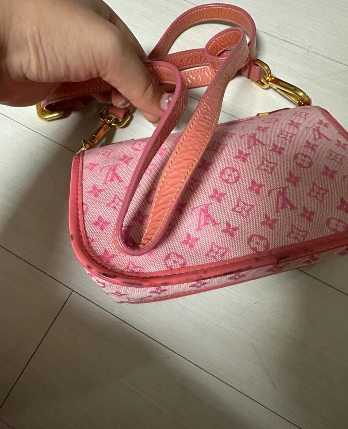 루이비통 모노그램 핑크색 빈티지 핑크 카메라백 미니 데님 백 상품이미지6