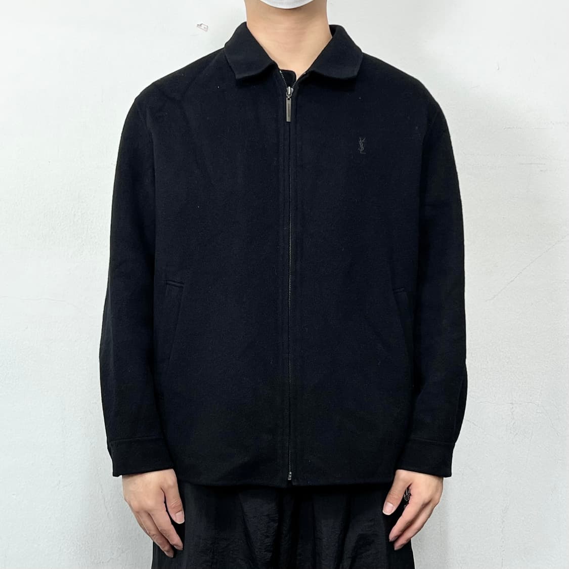 입생로랑 로고 모직 블루종 집업자켓 블랙 상품이미지3
