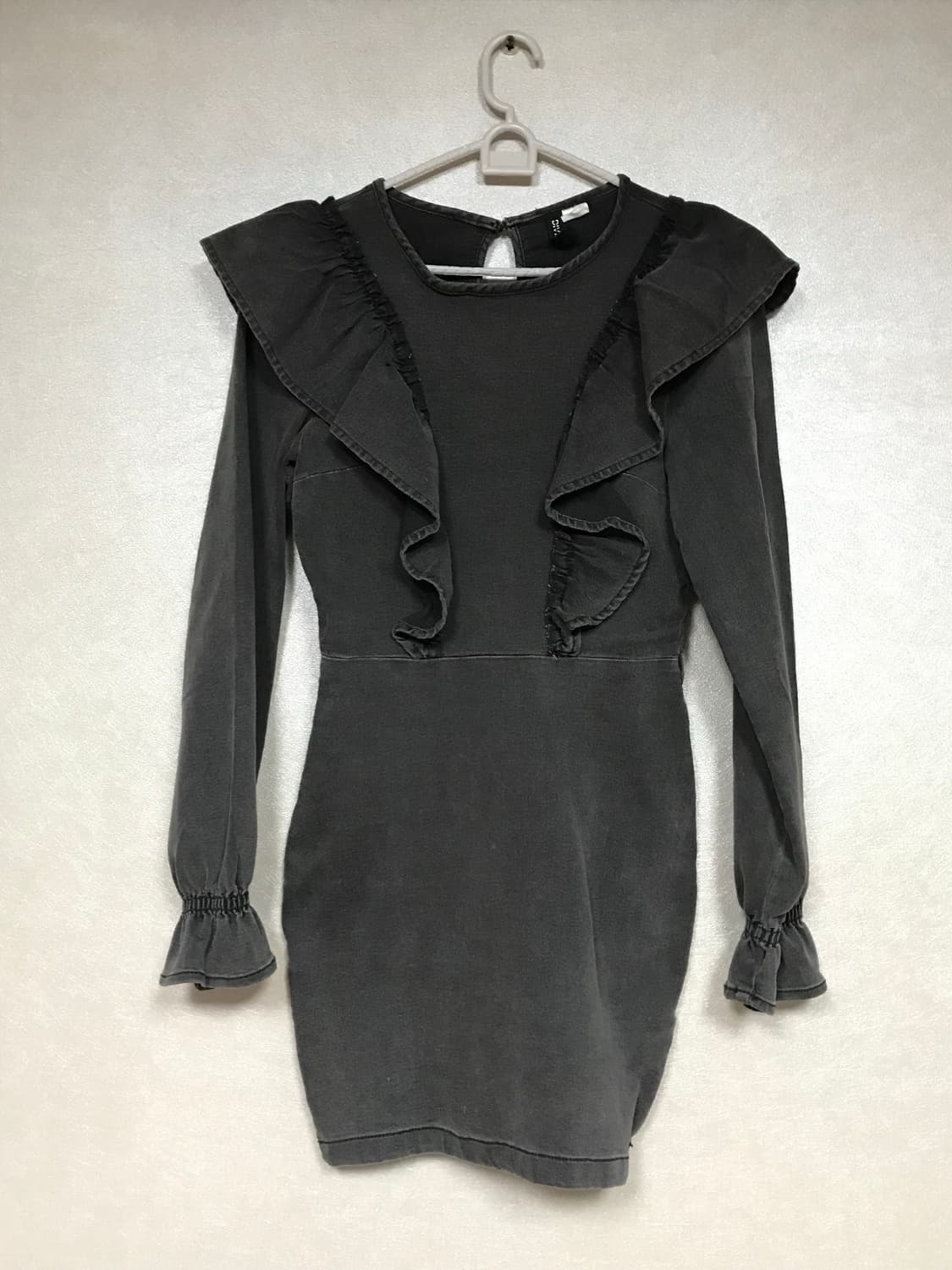 h&m 프릴 미니원피스 상품이미지1