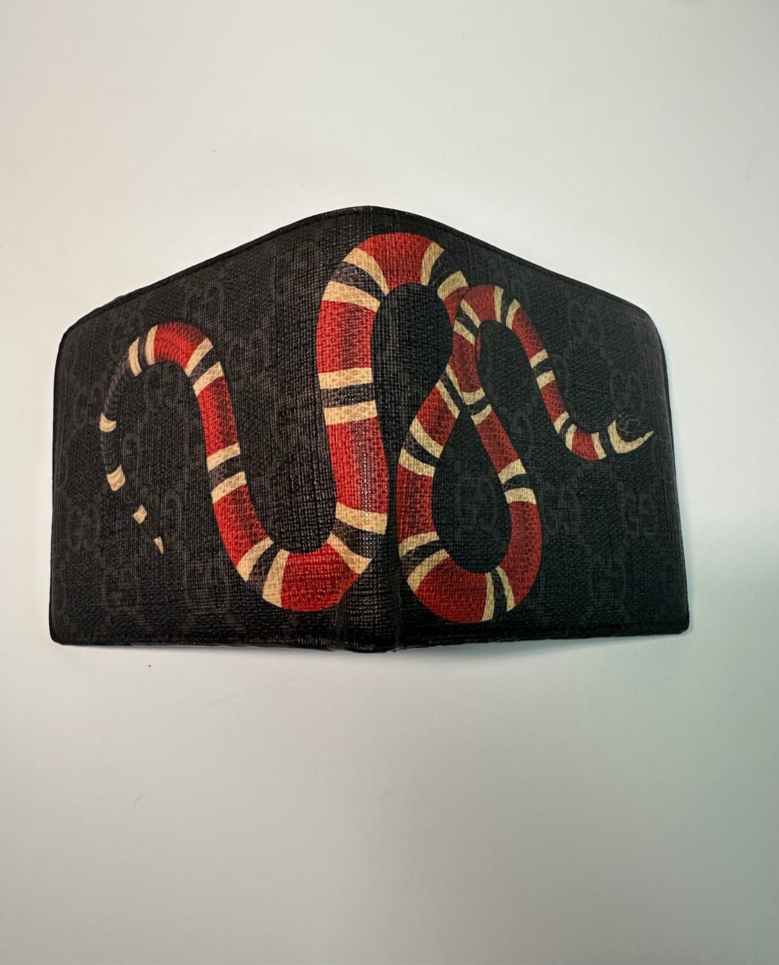 구찌 스네이크 GG 수프림 반지갑 블랙 상품이미지4