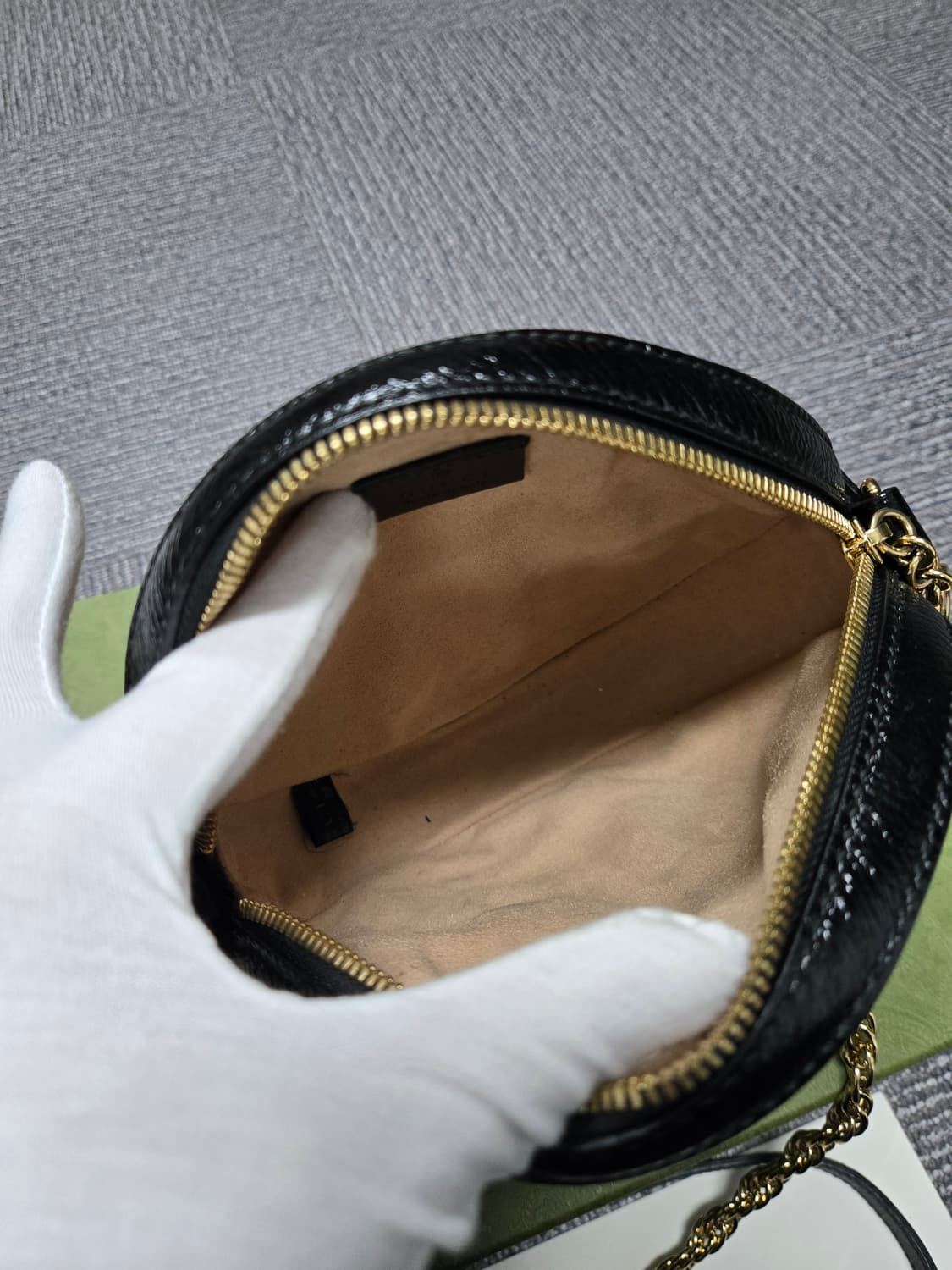 [특가][정품] 구찌 오피디아 벨벳 라운드백 상품이미지6