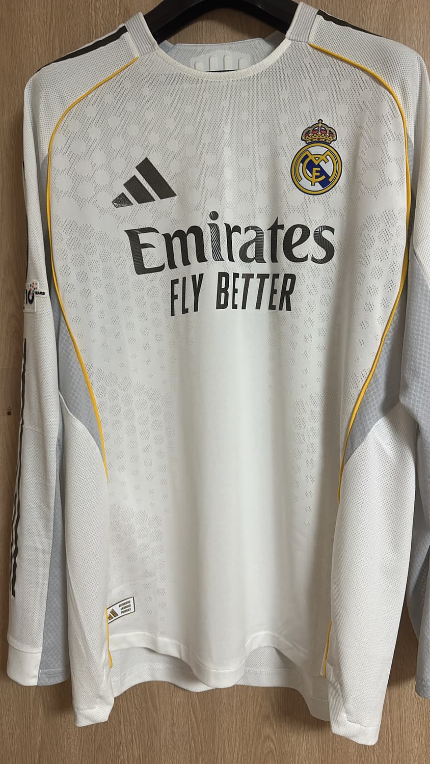 레알마드리드 25/26벨링엄 어센틱 긴팔  상품이미지2