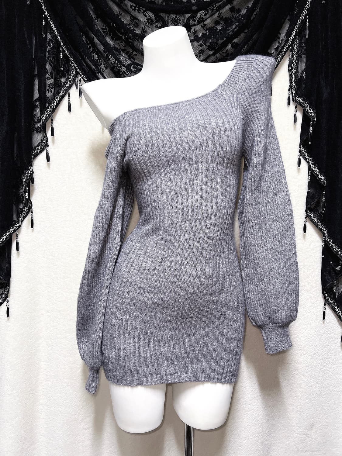 로맨틱갸루 로걀 오네 퍼프 벌룬 오프숄더 니트원피스 섹시 연말 딱붙핏 상품이미지6