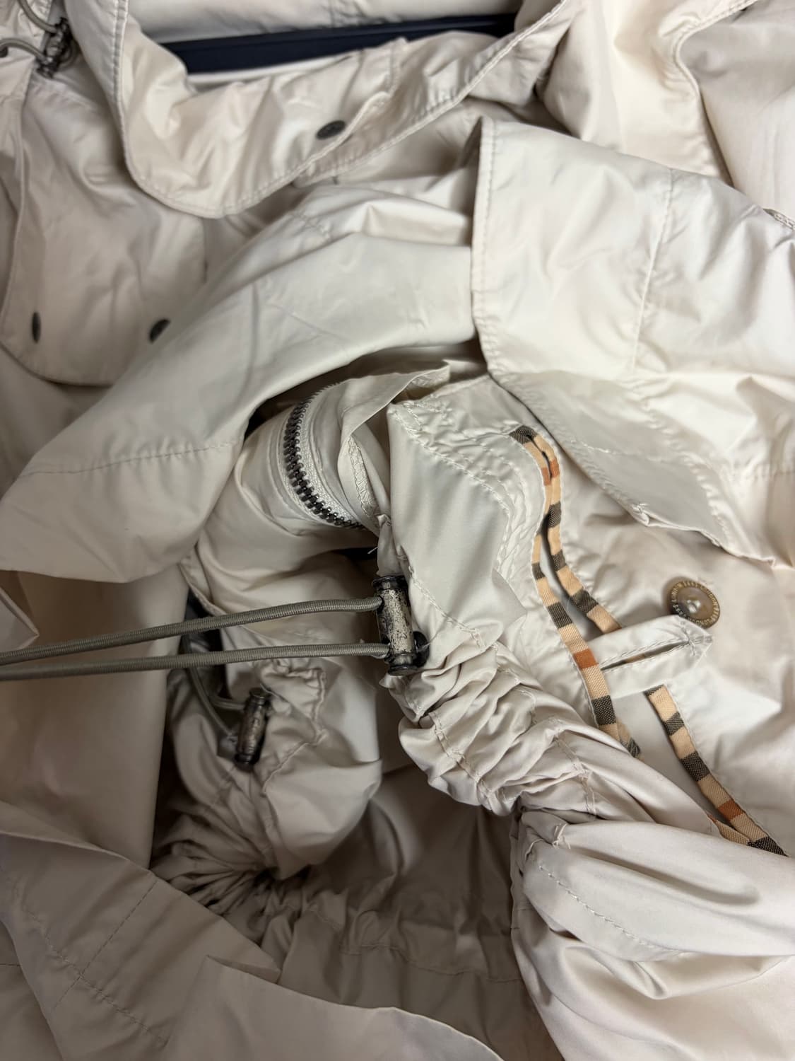 닥스 여성 바람막이 코트 베이지 44~66 상품이미지4