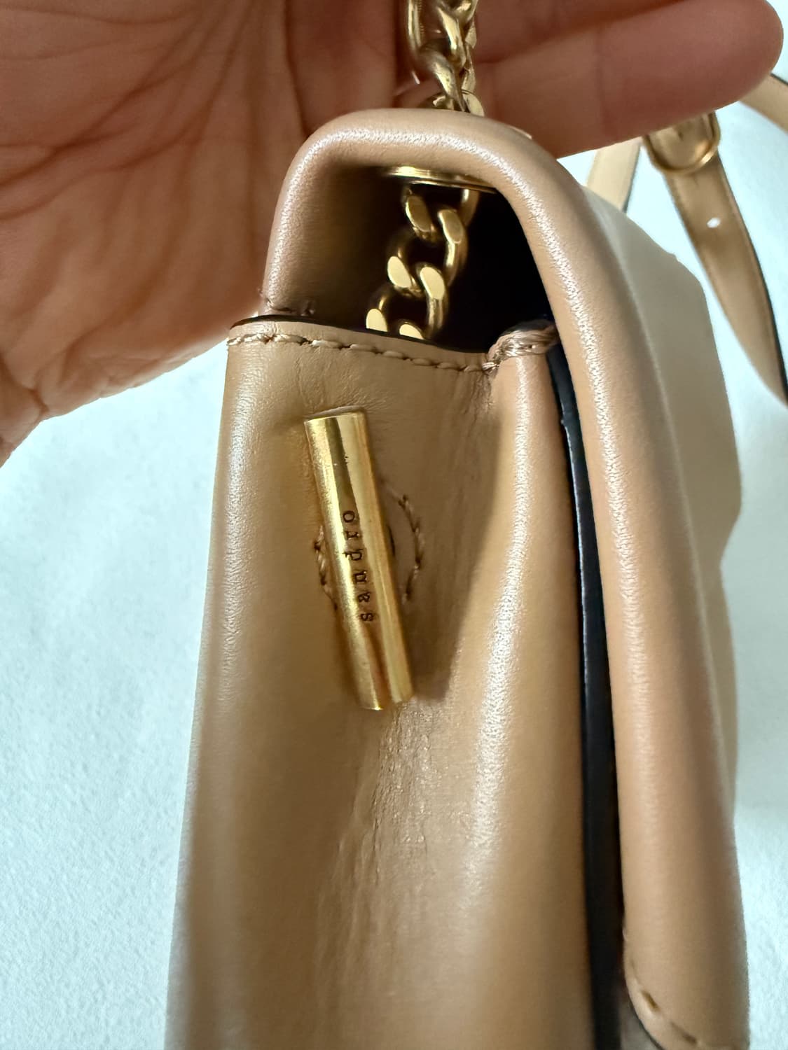 산드로(Sandro) 레더 크로스백 상품이미지4