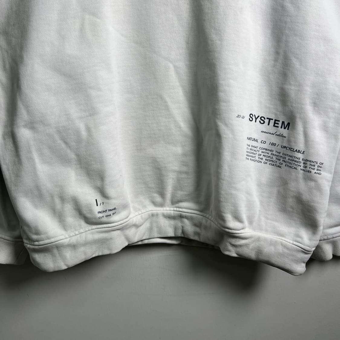 System 시스템 화이트 오버핏 맨투맨 105 상품이미지4